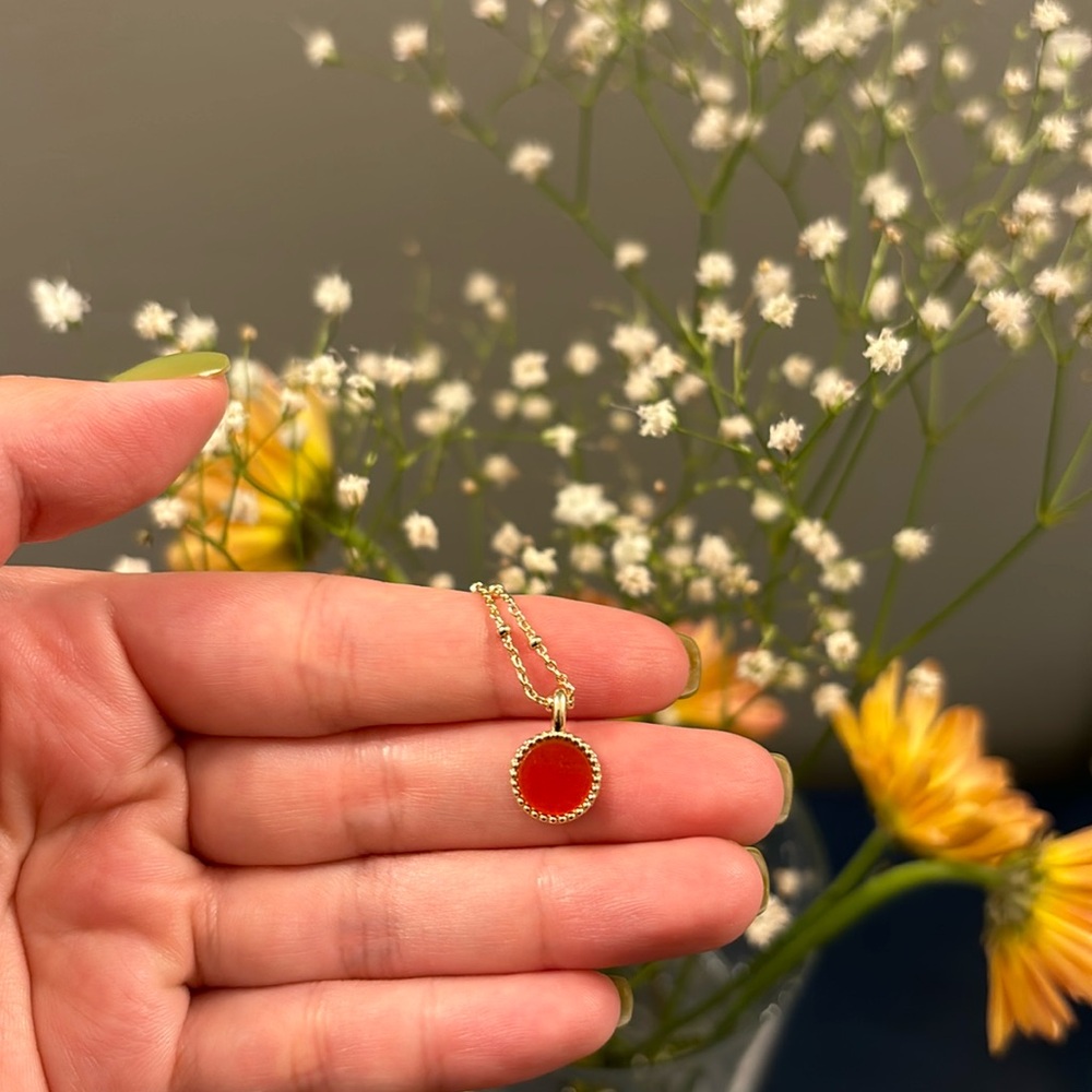 Oomiay red pendant necklace